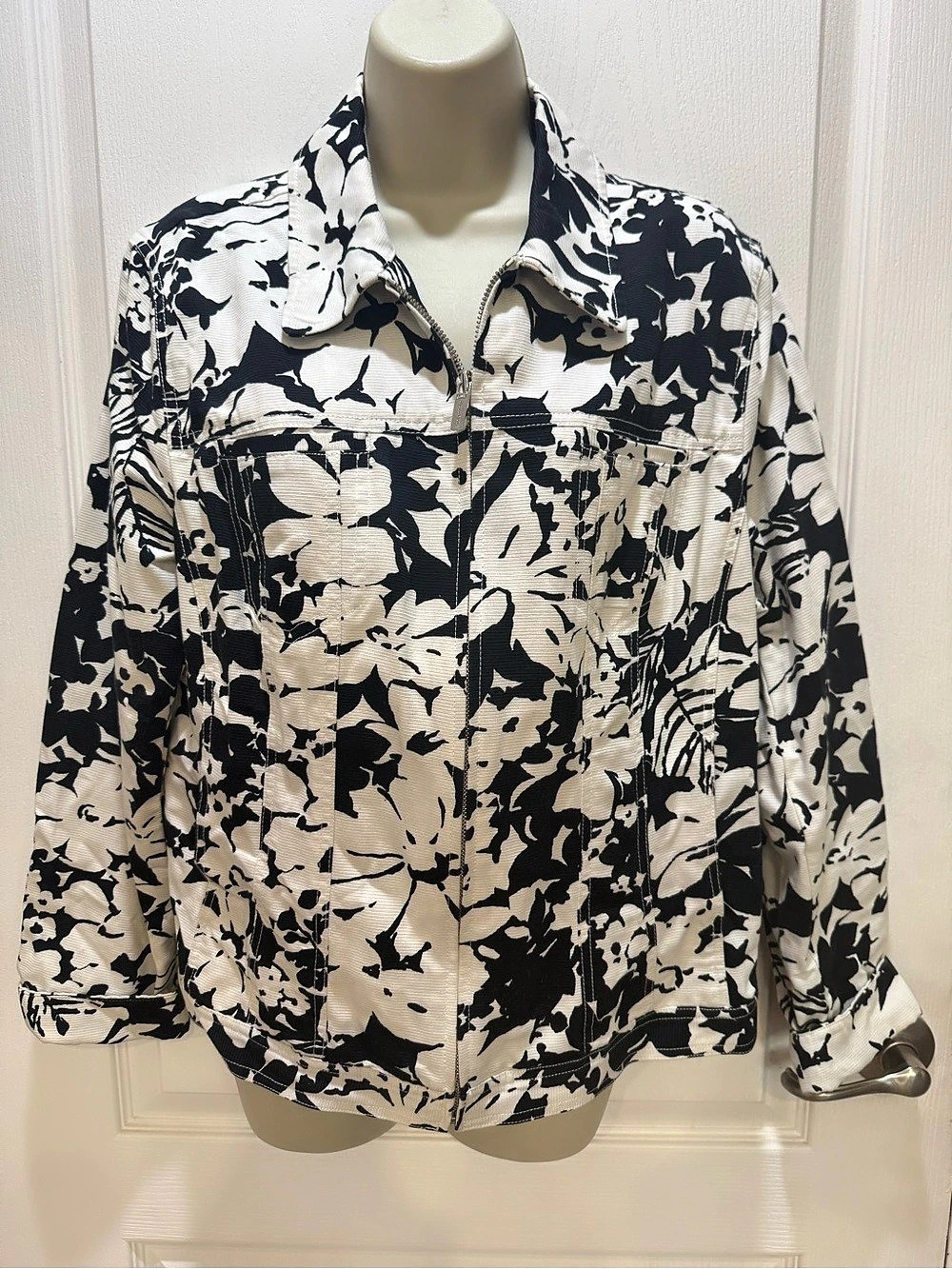 Jones New York Signature Floral Cotton Jacket Black & Cream XL